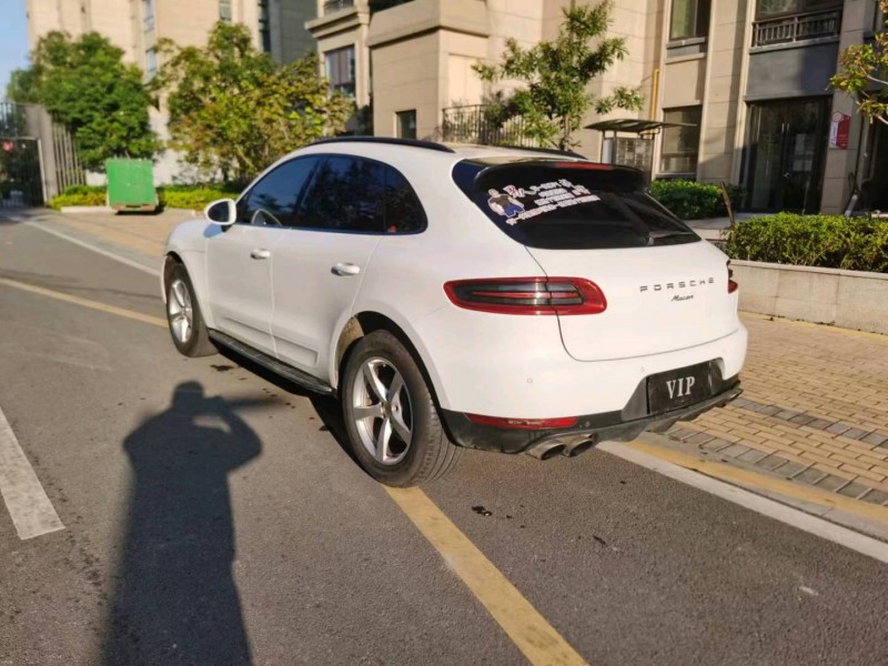 苏州16年保时捷Macan7