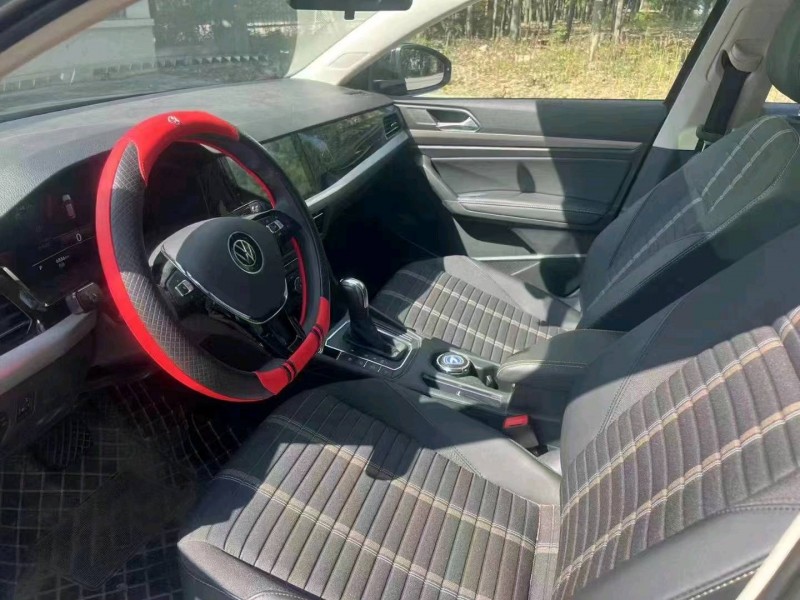 北京22年大众朗逸6