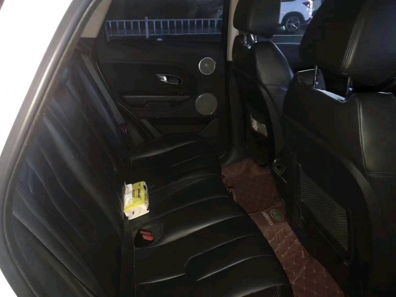 淄博15年路虎极光4