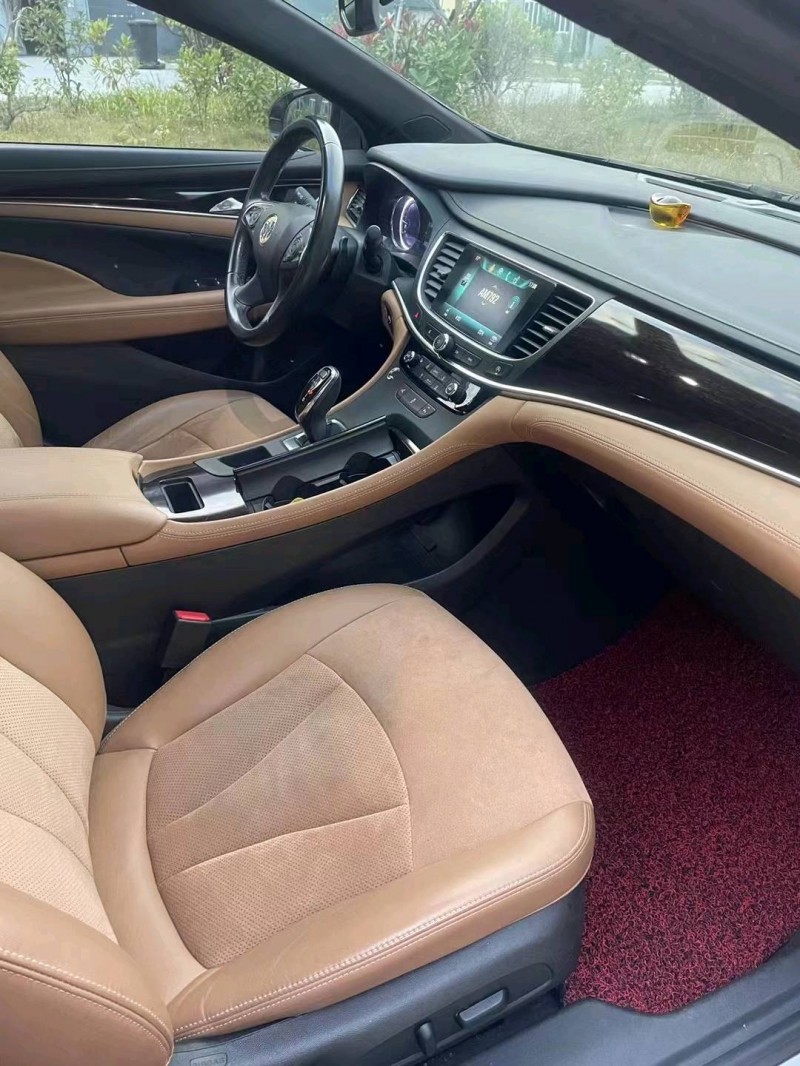 徐州18年别克君越6