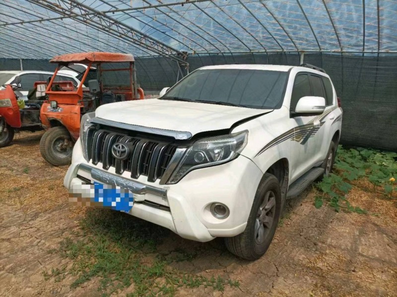 济南14年丰田普拉多4