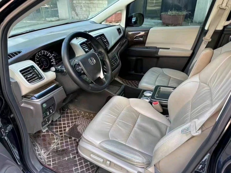 青岛18年本田奥德赛4