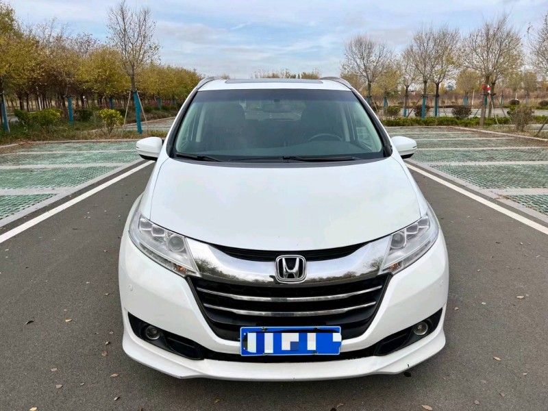 青岛19年本田奥德赛1