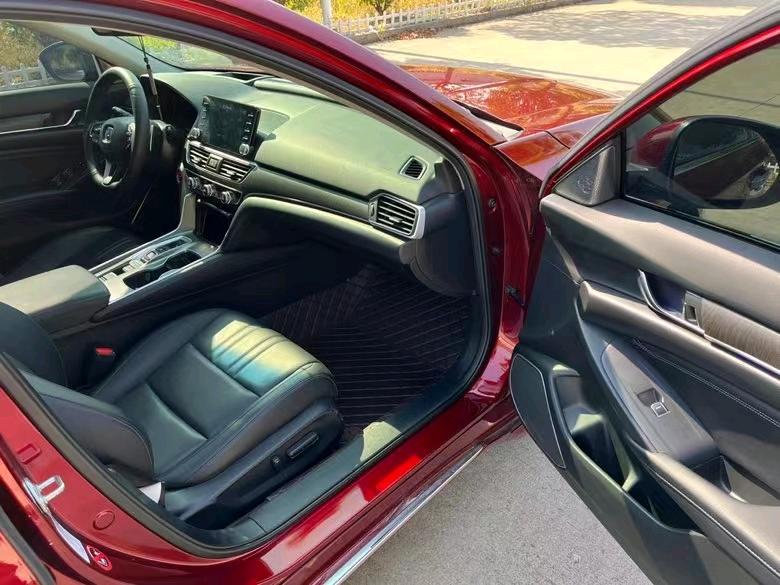 盐城18年本田雅阁6