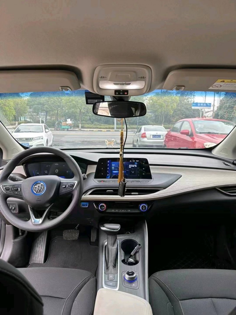 常州22年别克微蓝3