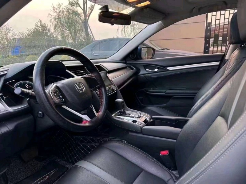 淄博19年本田思域4