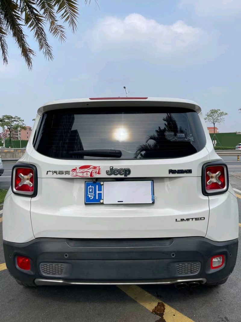 佛山19年Jeep自由俠2