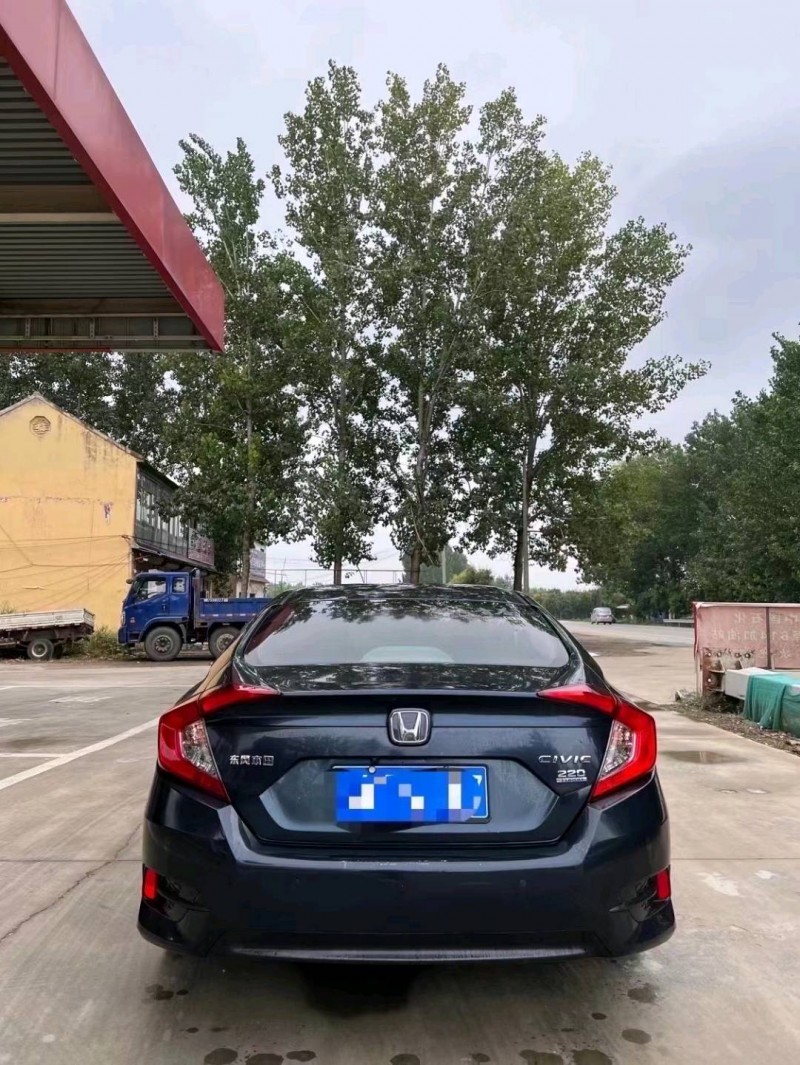 北京19年本田思域8