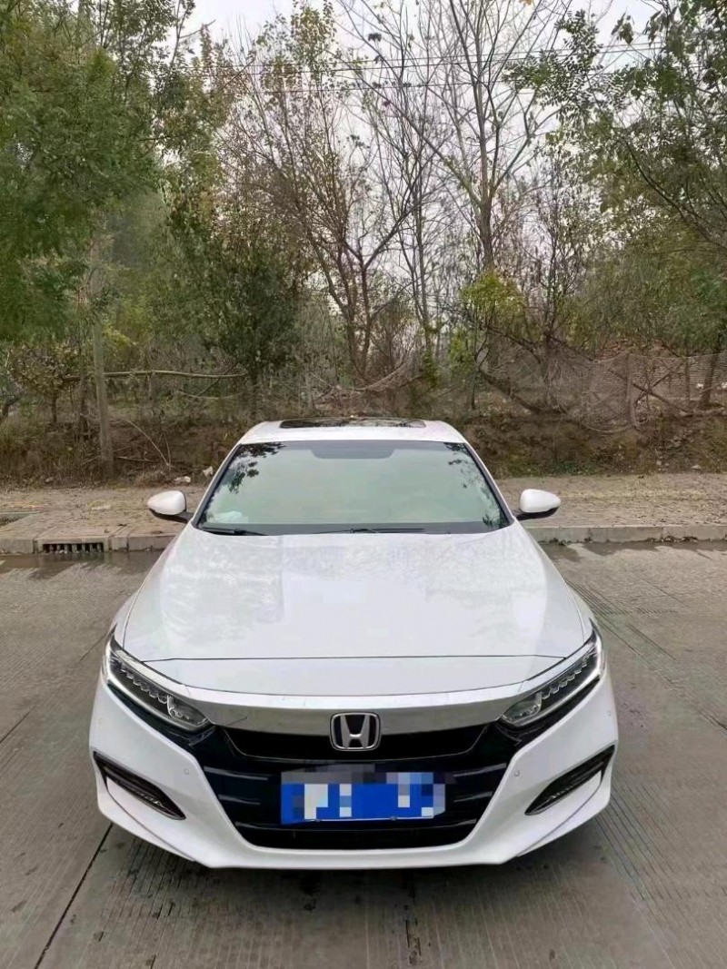 石家庄21年本田雅阁1