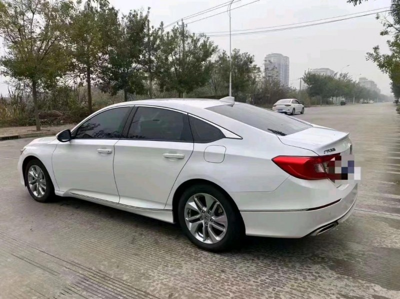 石家庄21年本田雅阁4