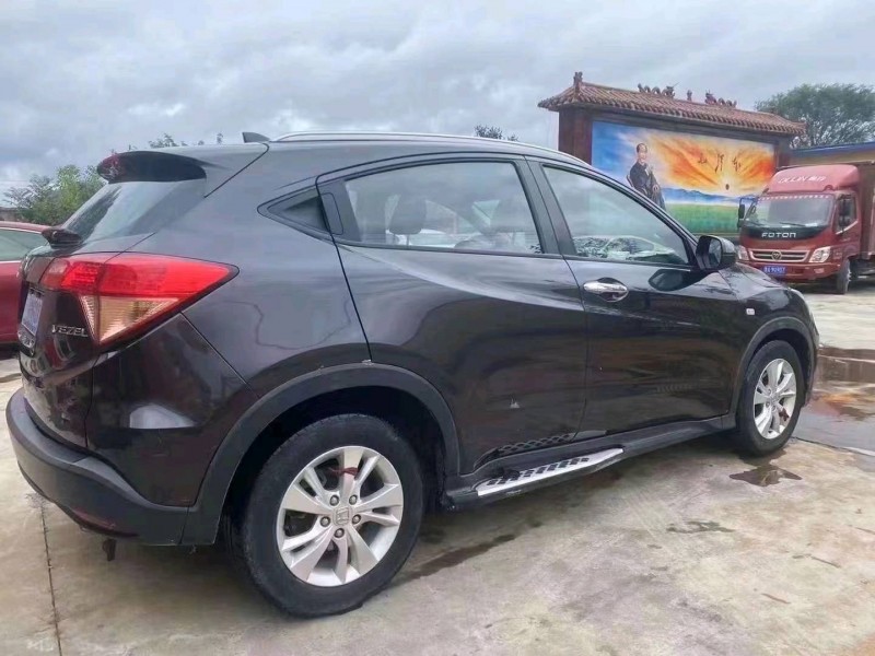 青岛15年本田缤智3