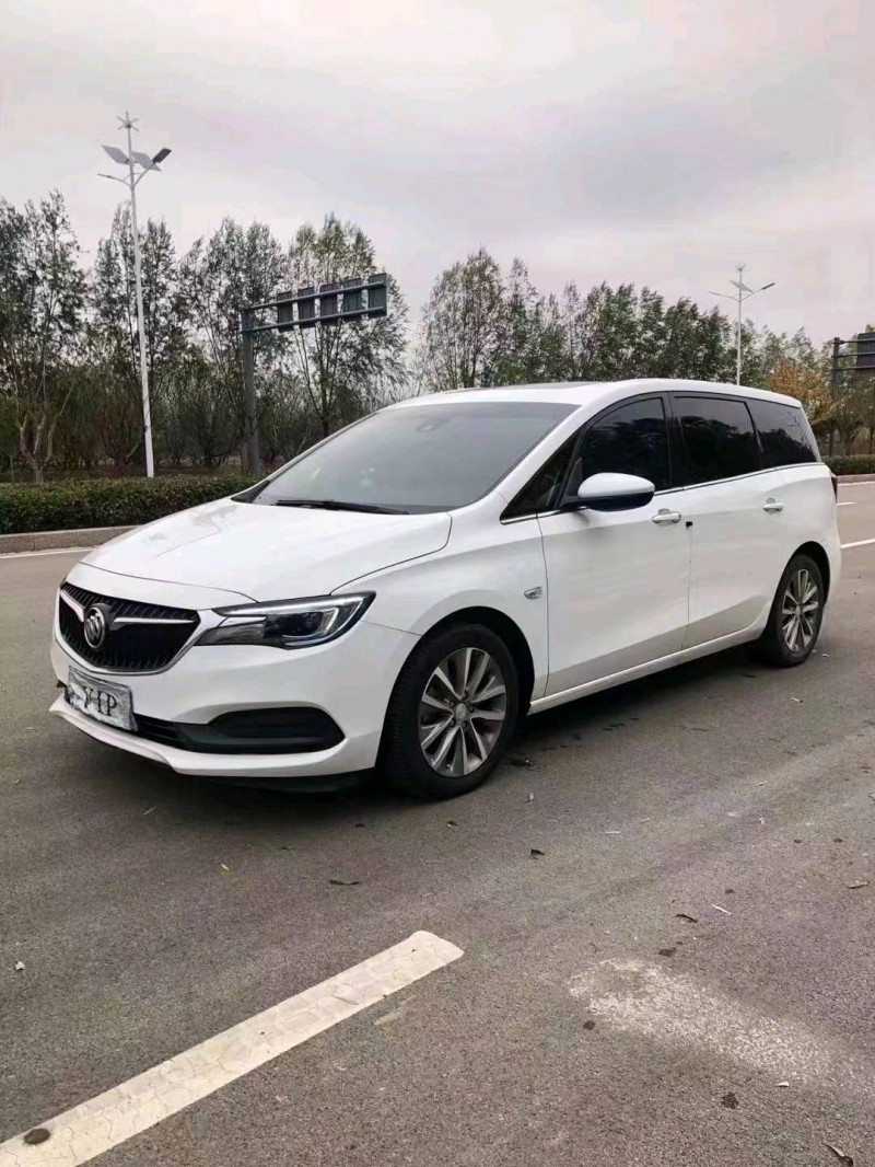 枣庄19年别克GL68