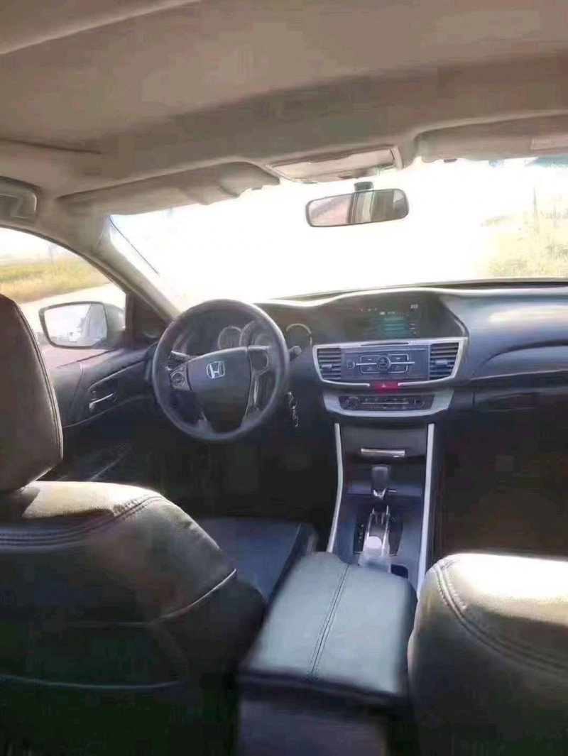 北京16年本田雅阁3