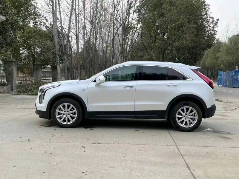 北京21年凯迪拉克XT44