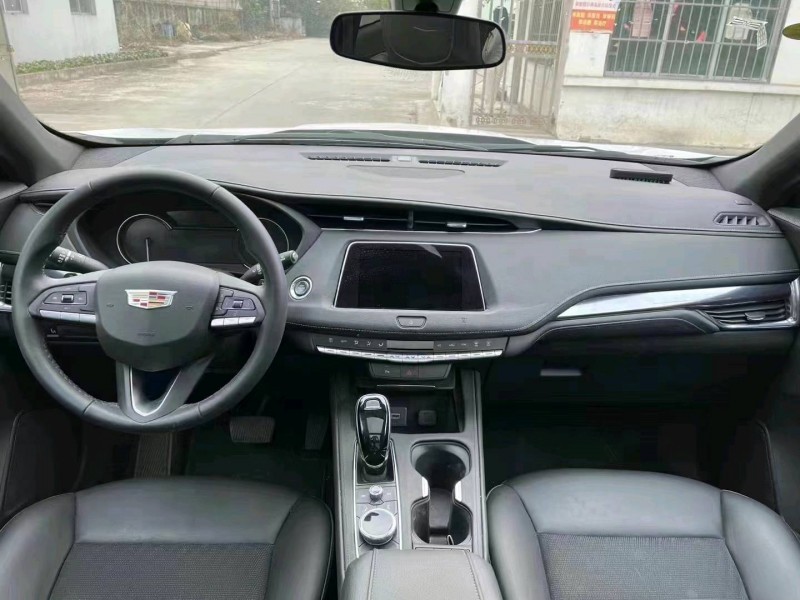 北京21年凯迪拉克XT46