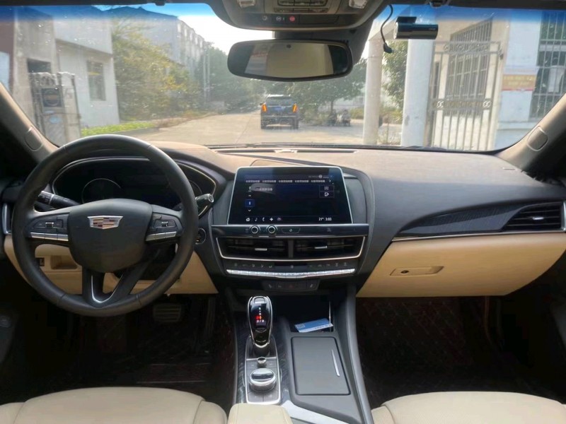 北京20年凯迪拉克CT54