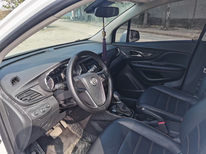 保定19年别克昂科拉7