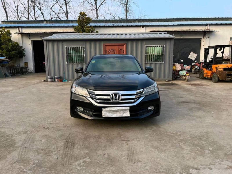 徐州15年本田雅阁1