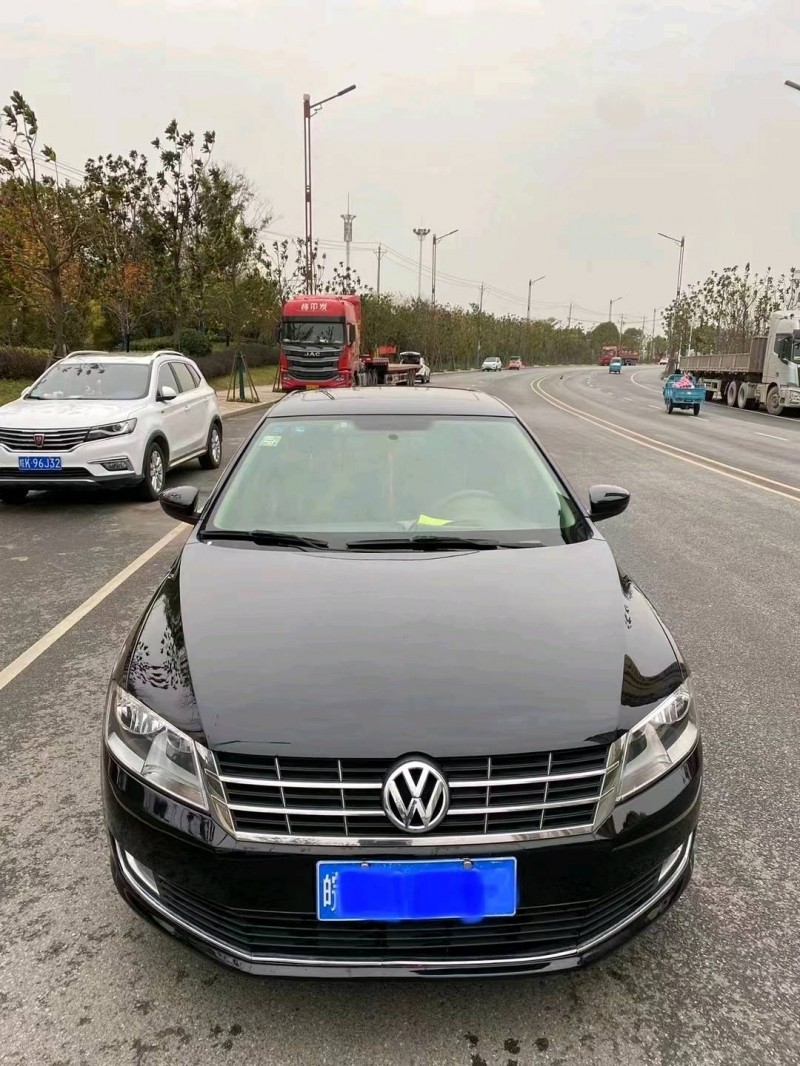 济南15年大众朗逸1