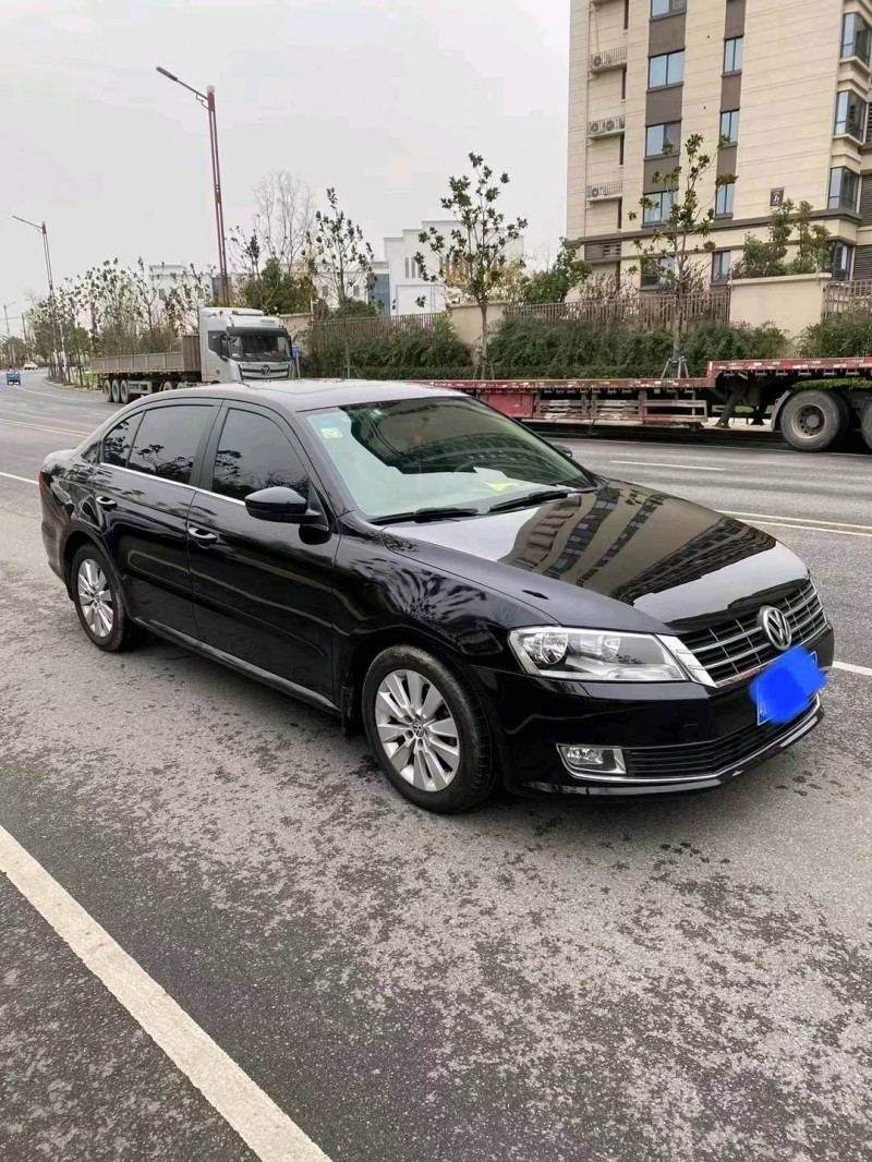 济南15年大众朗逸2