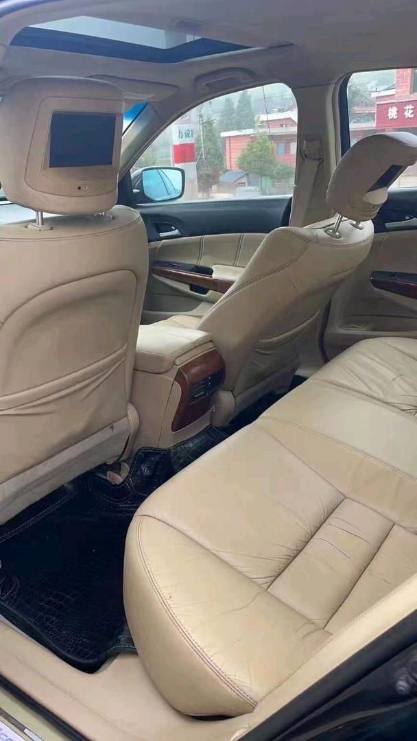 邯郸12年本田雅阁6