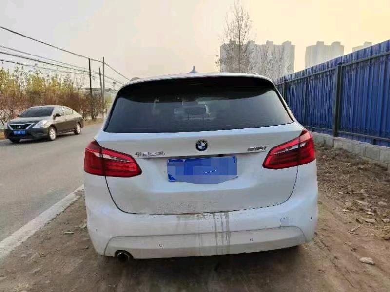 保定17年宝马2系4