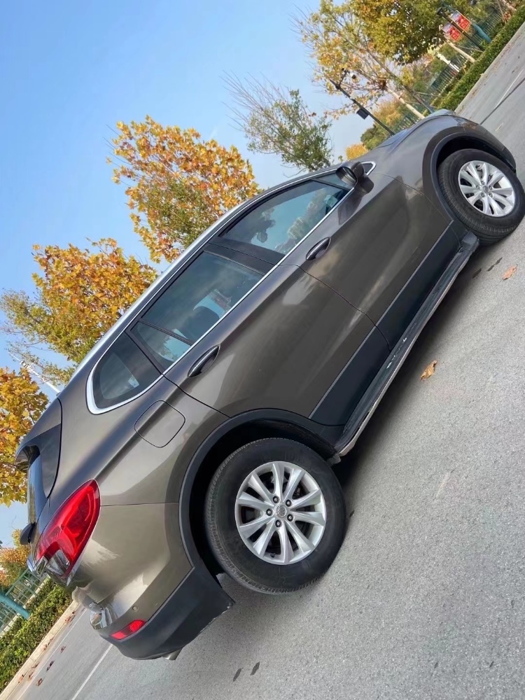 成都16年别克昂科威8