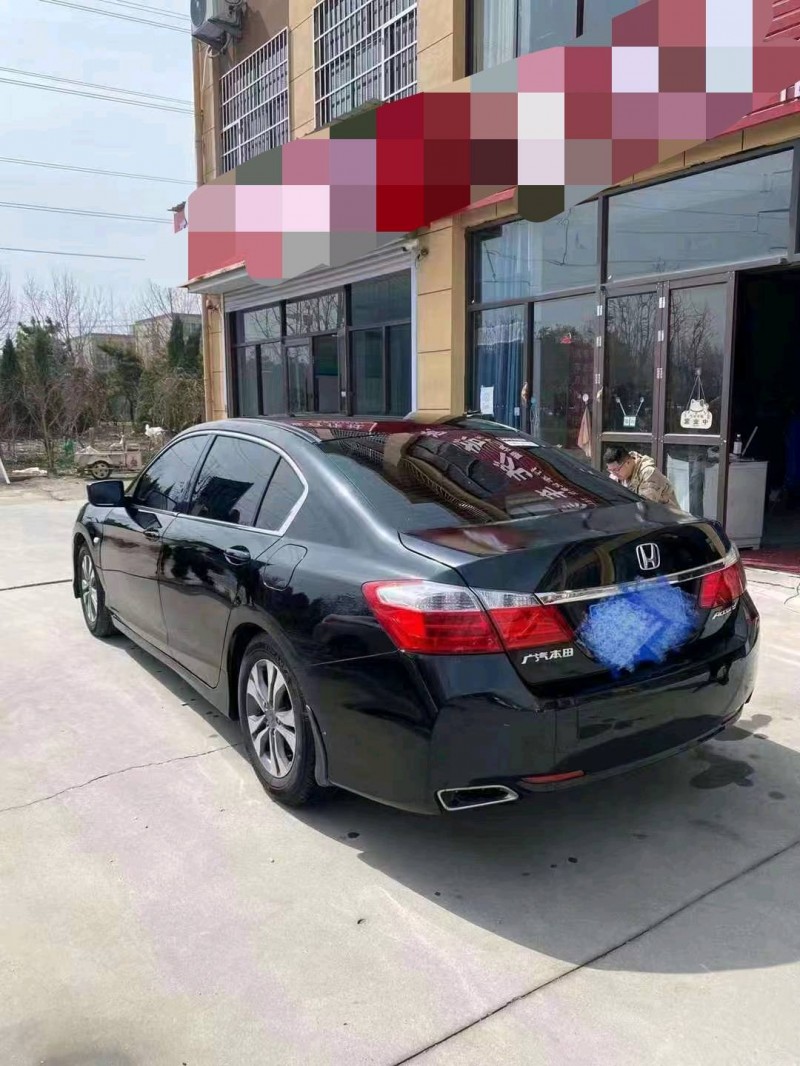 临沂14年本田雅阁6