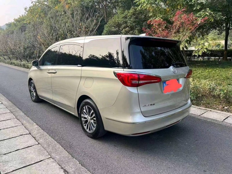 嘉兴18年别克GL83