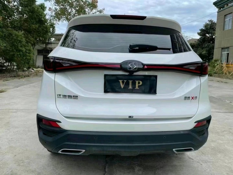 北京21年江淮思皓9