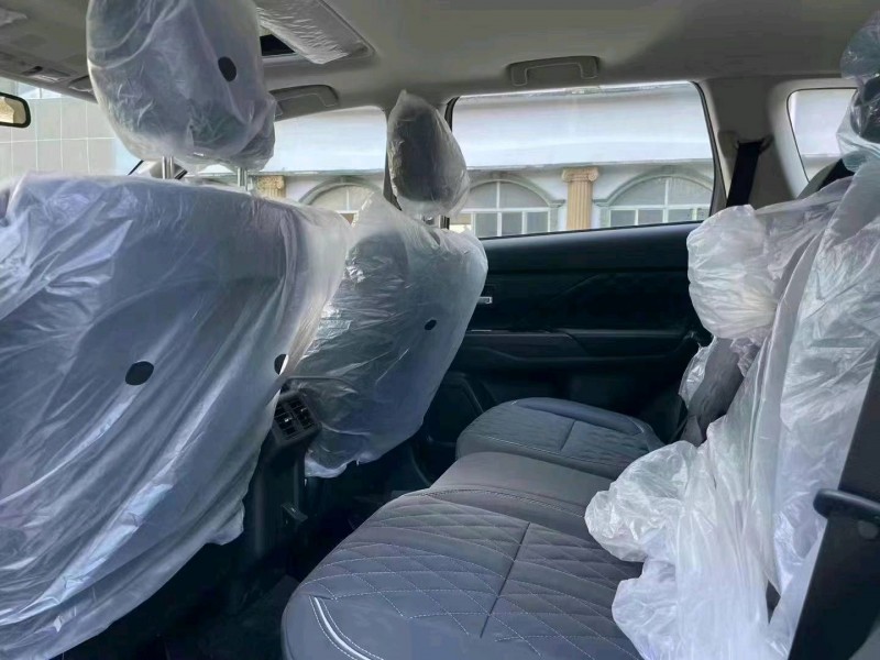 北京22年三菱欧蓝德7