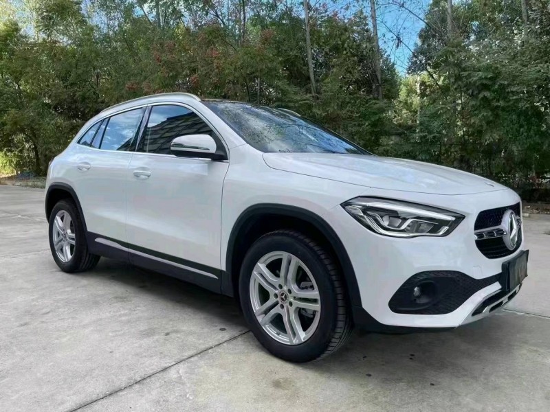 石家庄22年奔驰GLA3