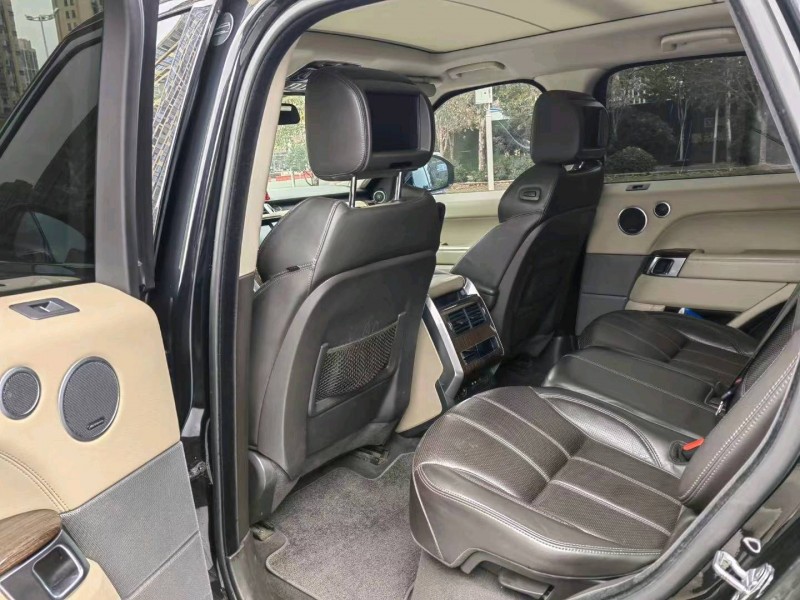 北京16年路虎揽胜运动8