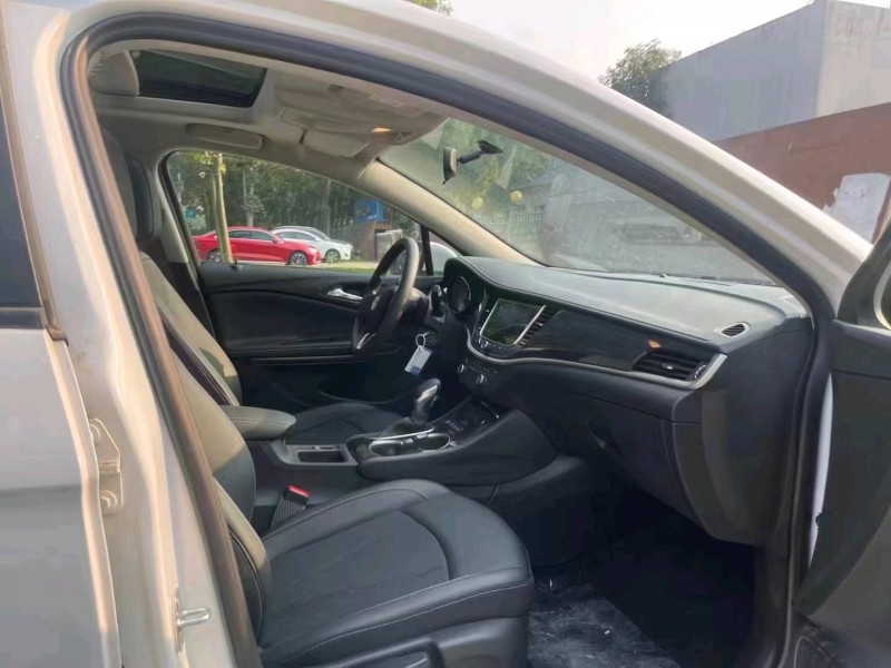 北京22年别克威朗7