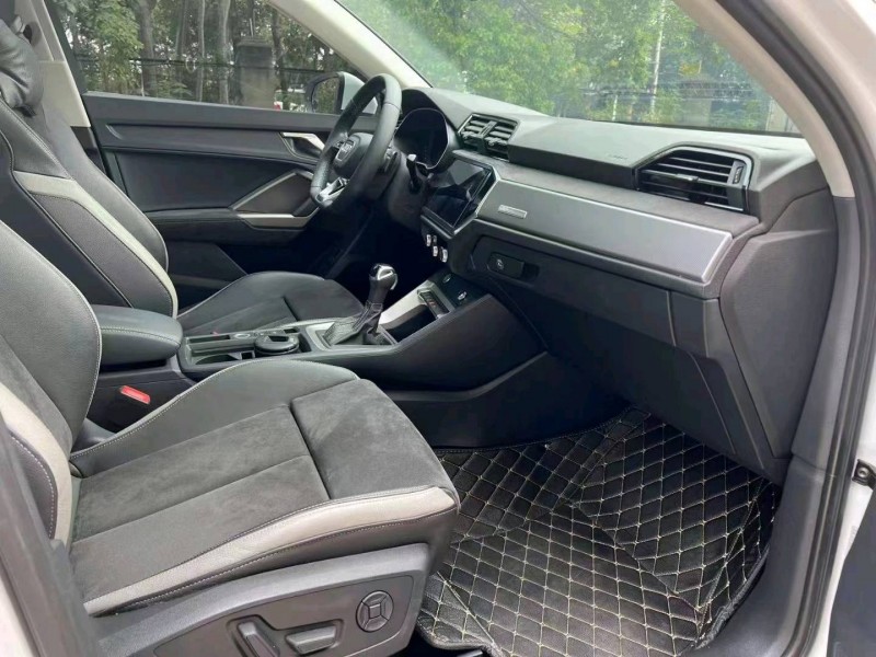 北京19年奥迪Q38