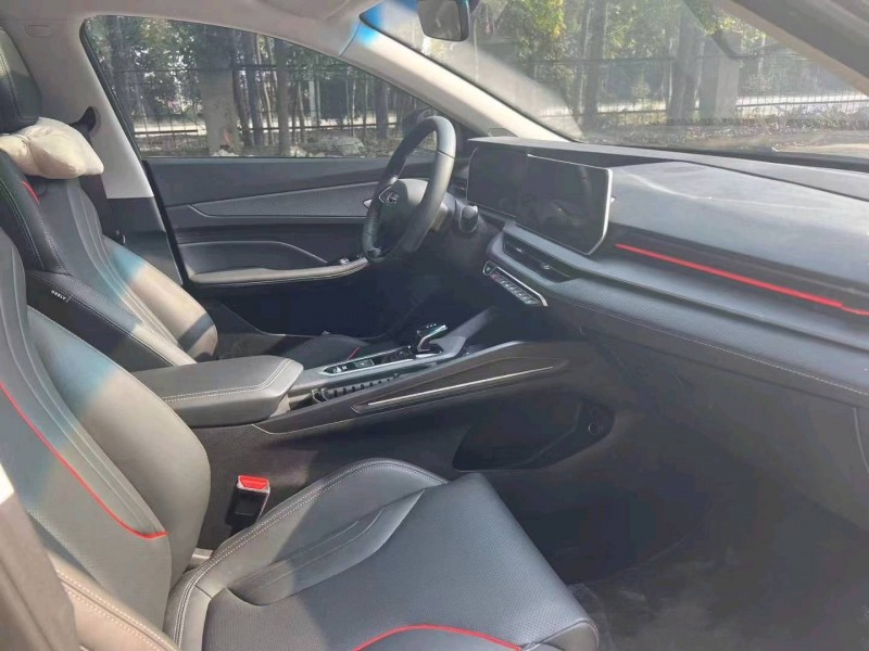 北京22年吉利缤瑞5