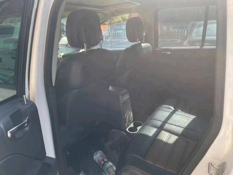 珠海16年Jeep指南者2