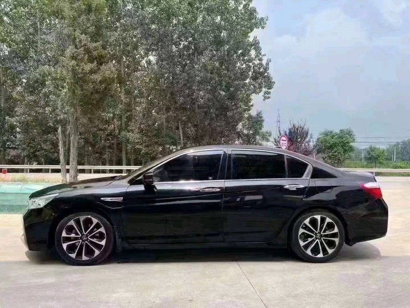 北京13年本田雅阁7