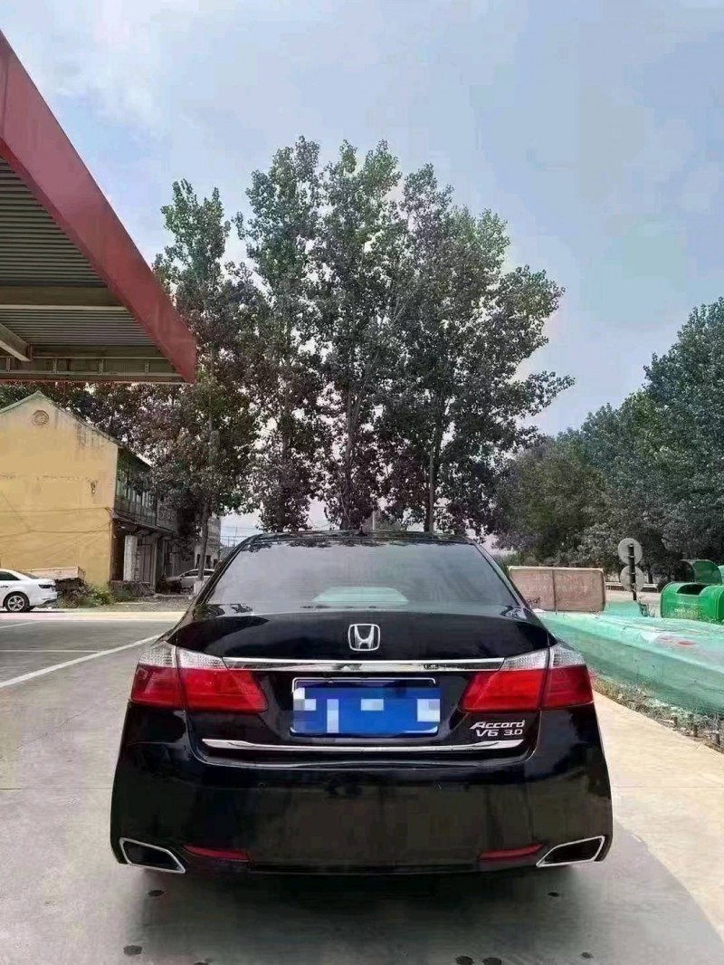 北京13年本田雅阁9