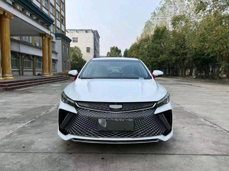 北京22年吉利帝豪1