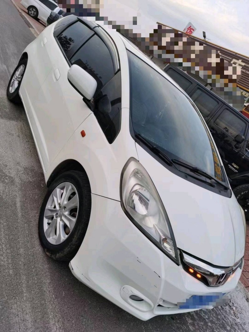 临沂12年本田飞度2