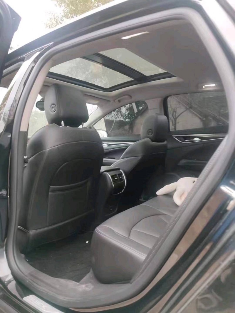 临沂21年别克君越6