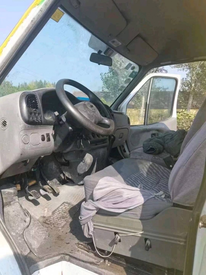 临沂15年福特全顺5