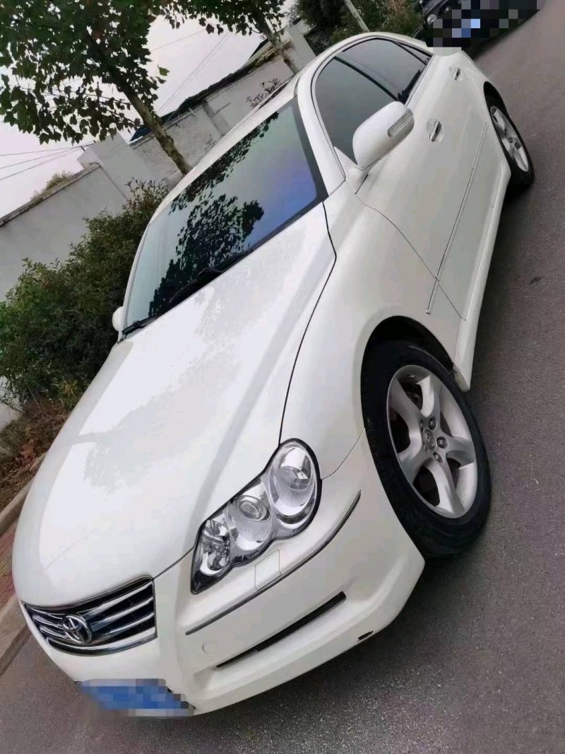 临沂10年丰田锐志3