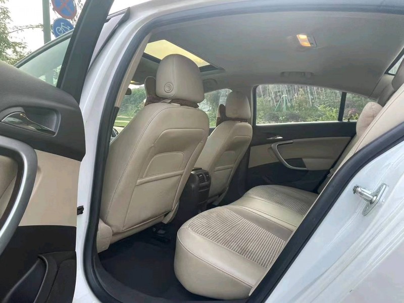 广州14年别克君威8