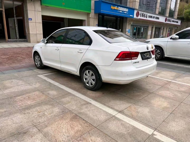 邯郸16年大众桑塔纳3