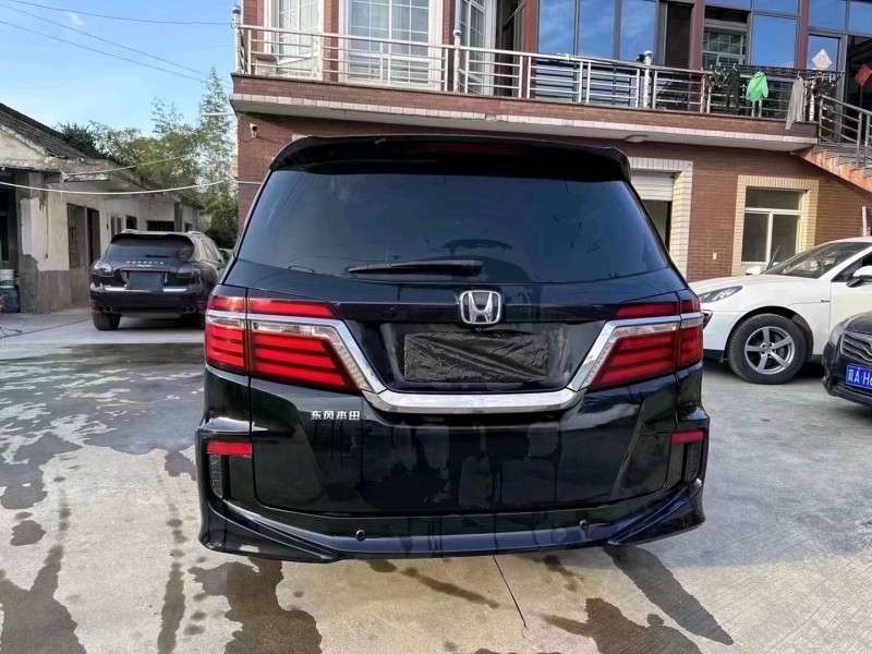 苏州17年本田艾力绅3