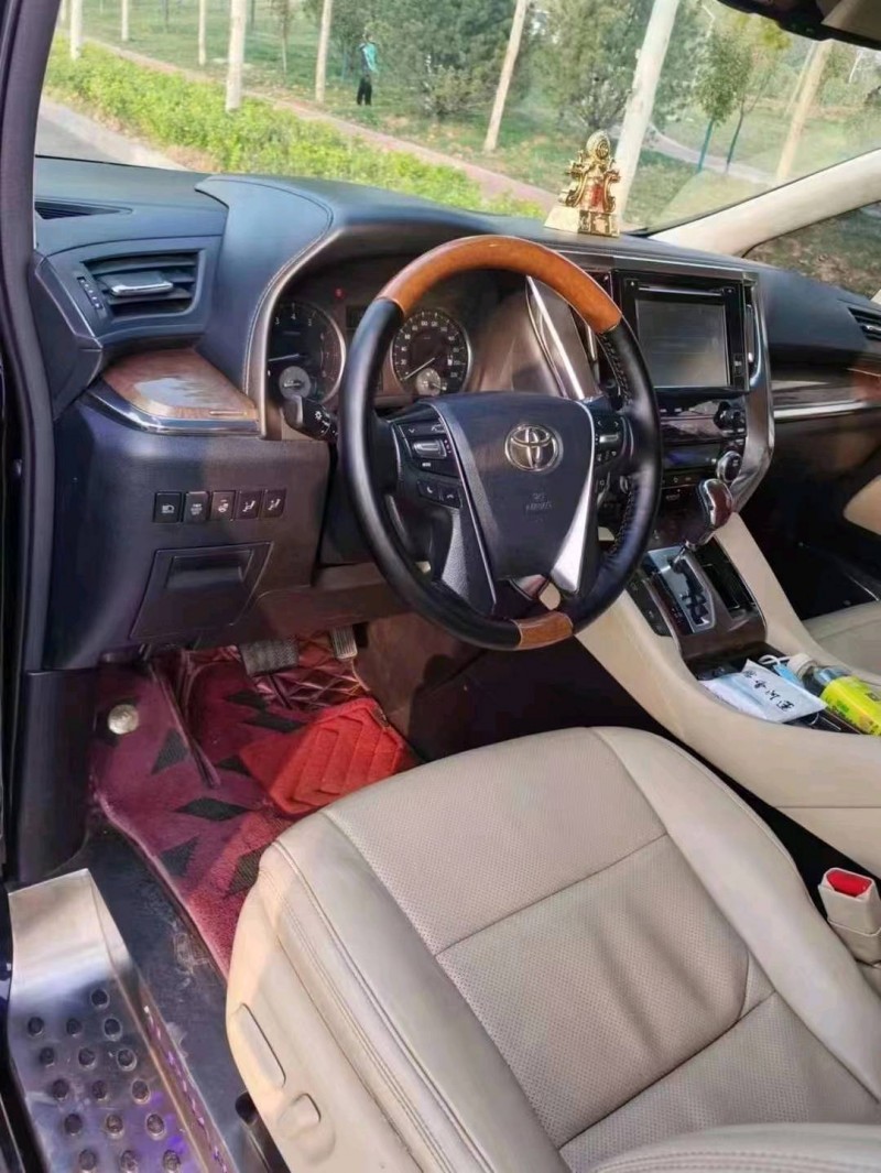 邯郸16年丰田埃尔法1