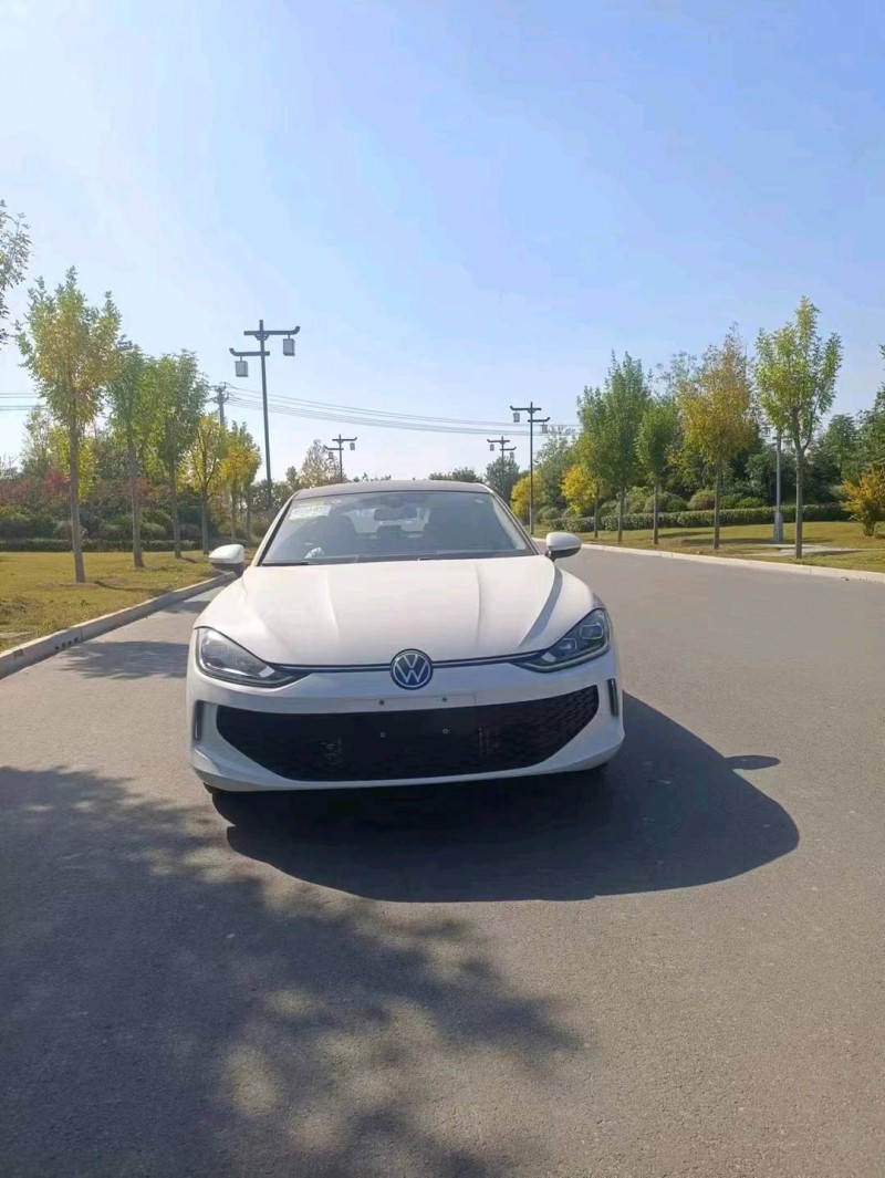 邯郸22年大众凌渡1