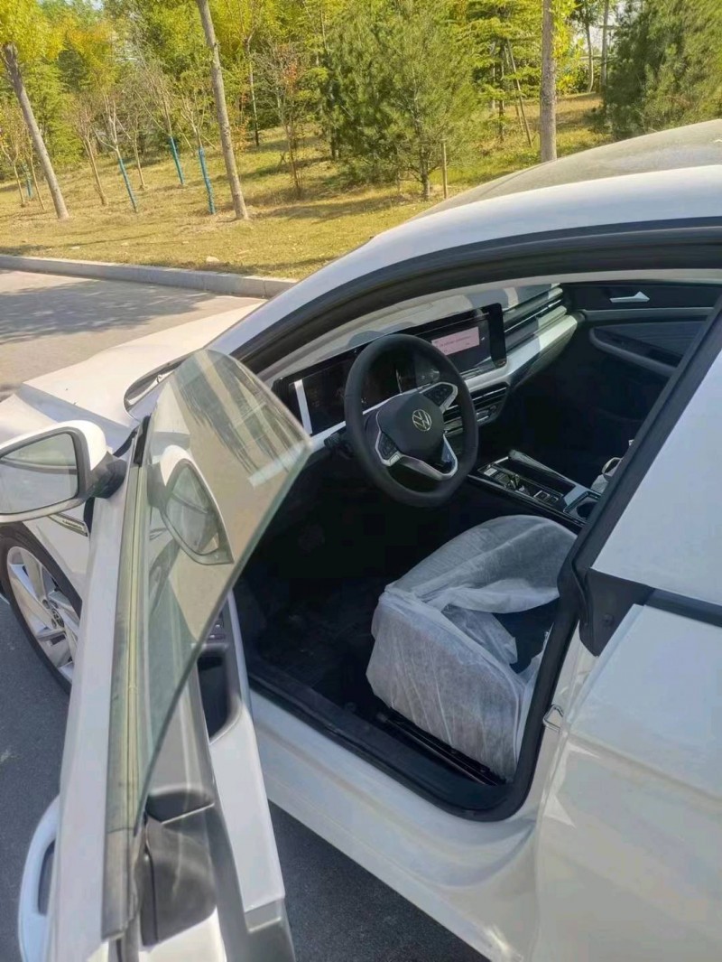 邯郸22年大众凌渡4